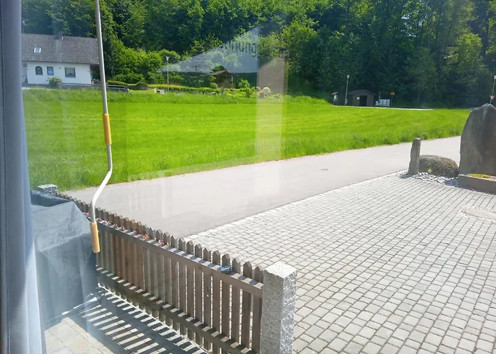 Grosszuegige Bachblick *